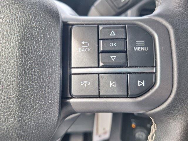 Used 2024 Oxford White Ford XLT image 14
