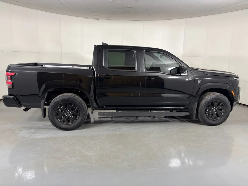 New 2026 Super Black Nissan Crew Cab SV image 9