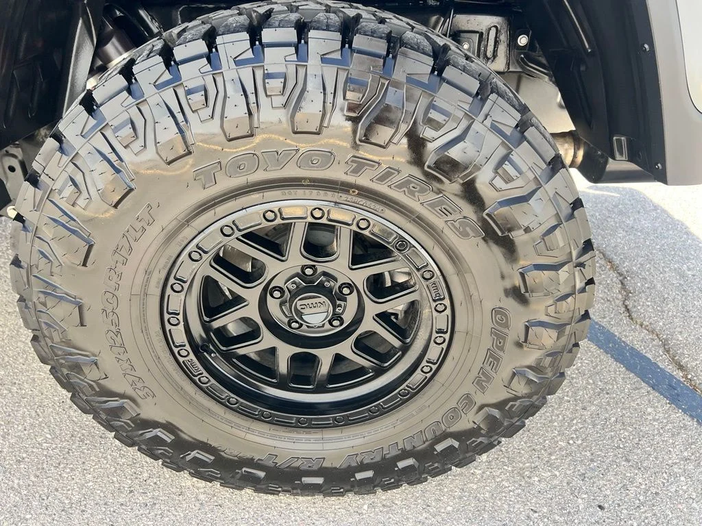 Used 2021 Sting Gray Clearcoat Jeep Mojave image 31