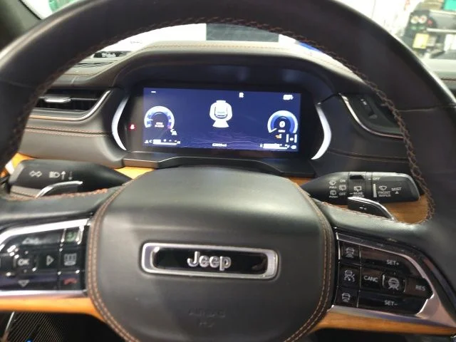 Used 2021 White Jeep Summit image 17
