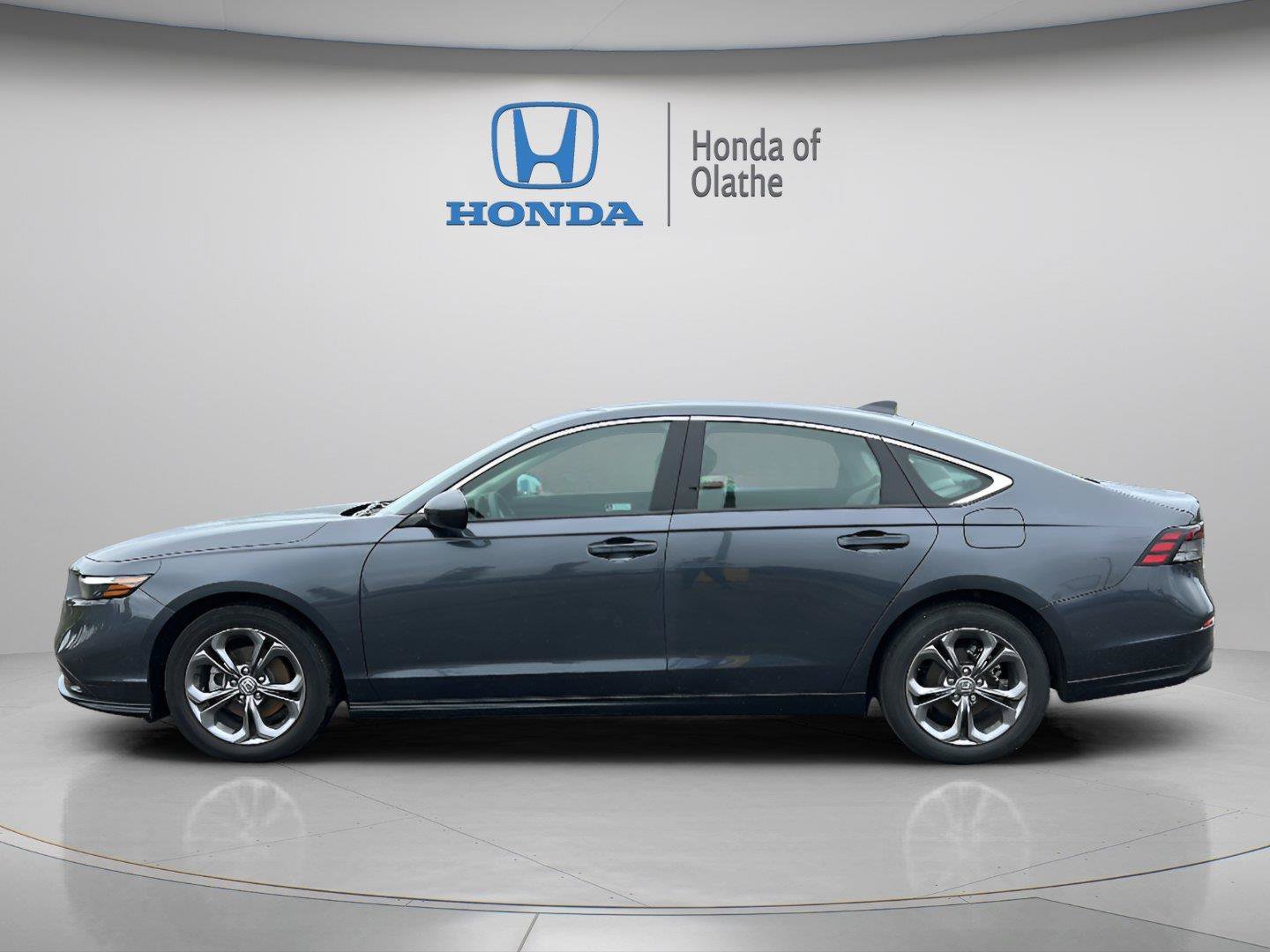 Certified Used 2024 Meteorite Gray Metallic Honda 1.5T EX image 21