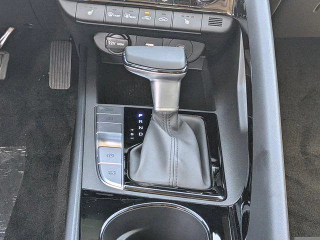 2025 Hyundai Elantra SEL - Photo 39