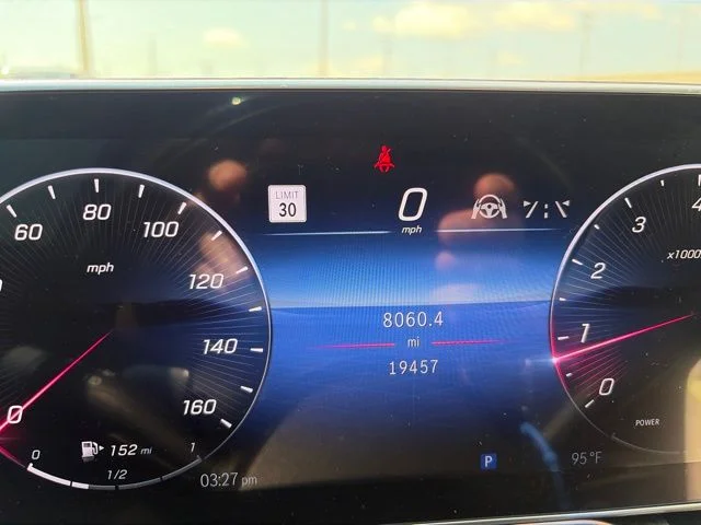 Used 2024  Mercedes-Benz S 580 image 9