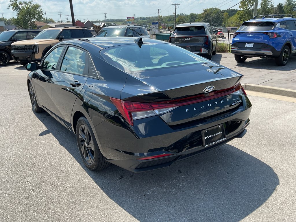 Used 2023 Onyx Black Hyundai Blue image 7