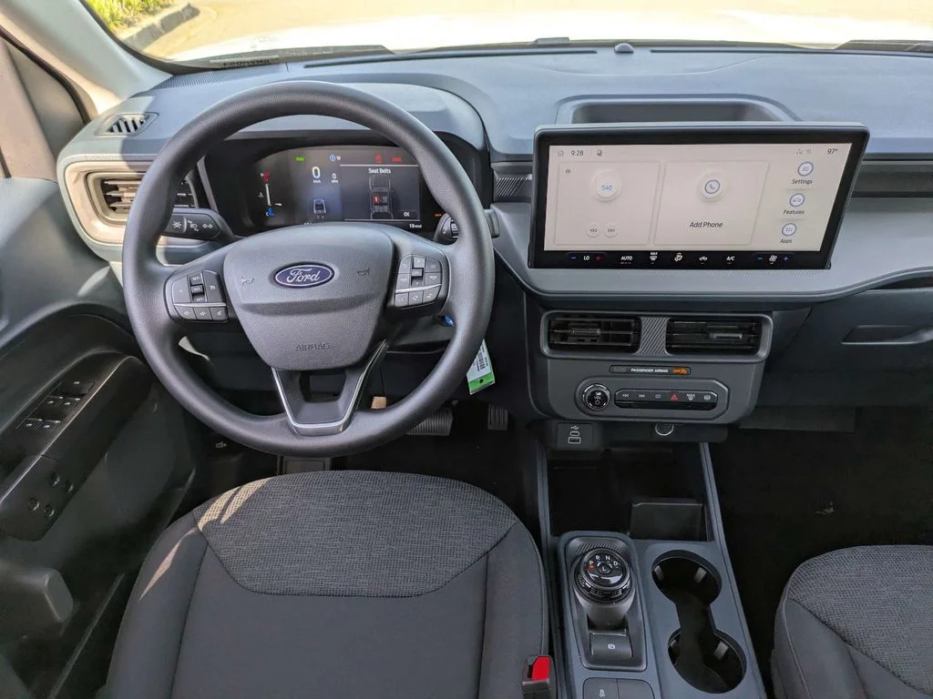 New 2026 Oxford White Ford XL image 15