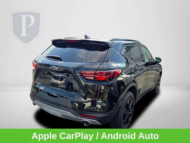Used 2024 Black Chevrolet LT image 7