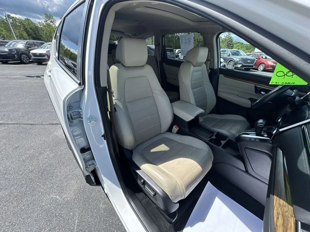 Used 2021  Honda EX-L image 31
