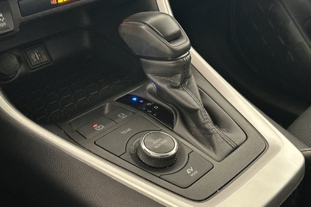Certified Used 2025 Black Toyota LE image 27