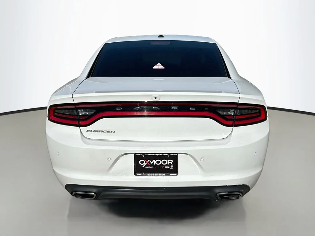 Certified Used 2022 White Knuckle Clearcoat Dodge SXT image 7