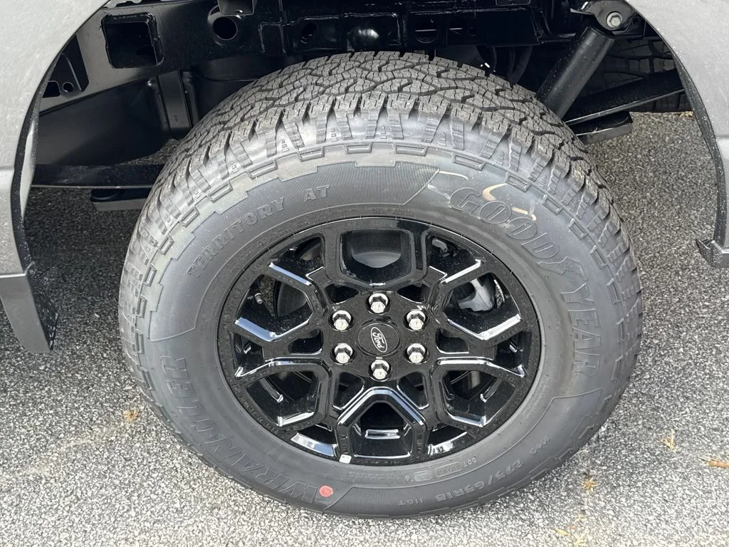 New 2026 Gray Ford XLT image 19