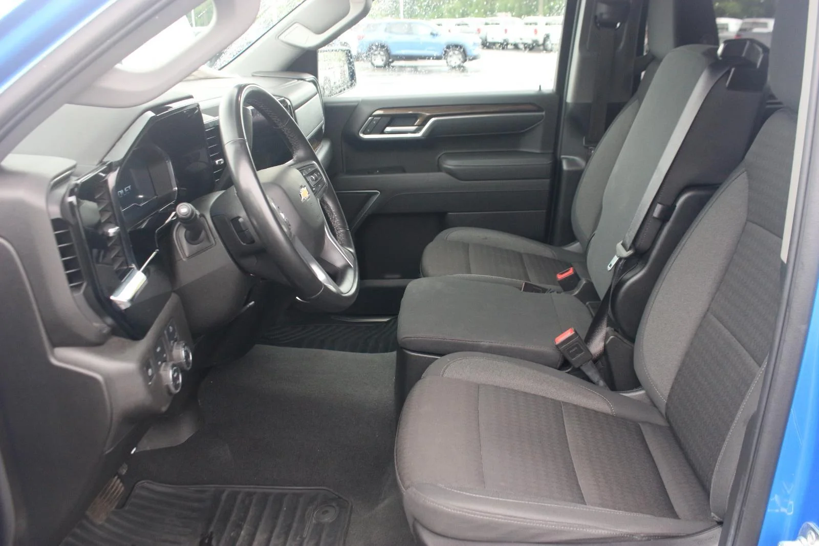 Used 2025 Riptide Blue Metallic Chevrolet LT image 16