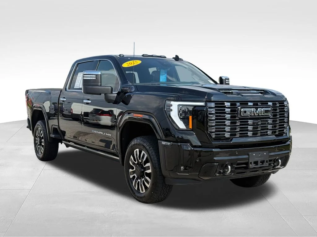 Used 2025 Black GMC Denali Ultimate image 30