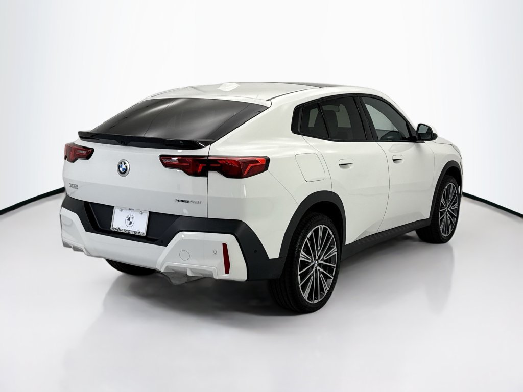 Certified Used 2026 Alpine White BMW xDrive28i image 6