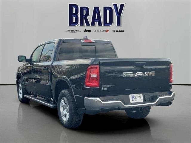 New 2026 Diamond Black Crystal Pearl-Coat Exterior Paint RAM BIG HORN image 5