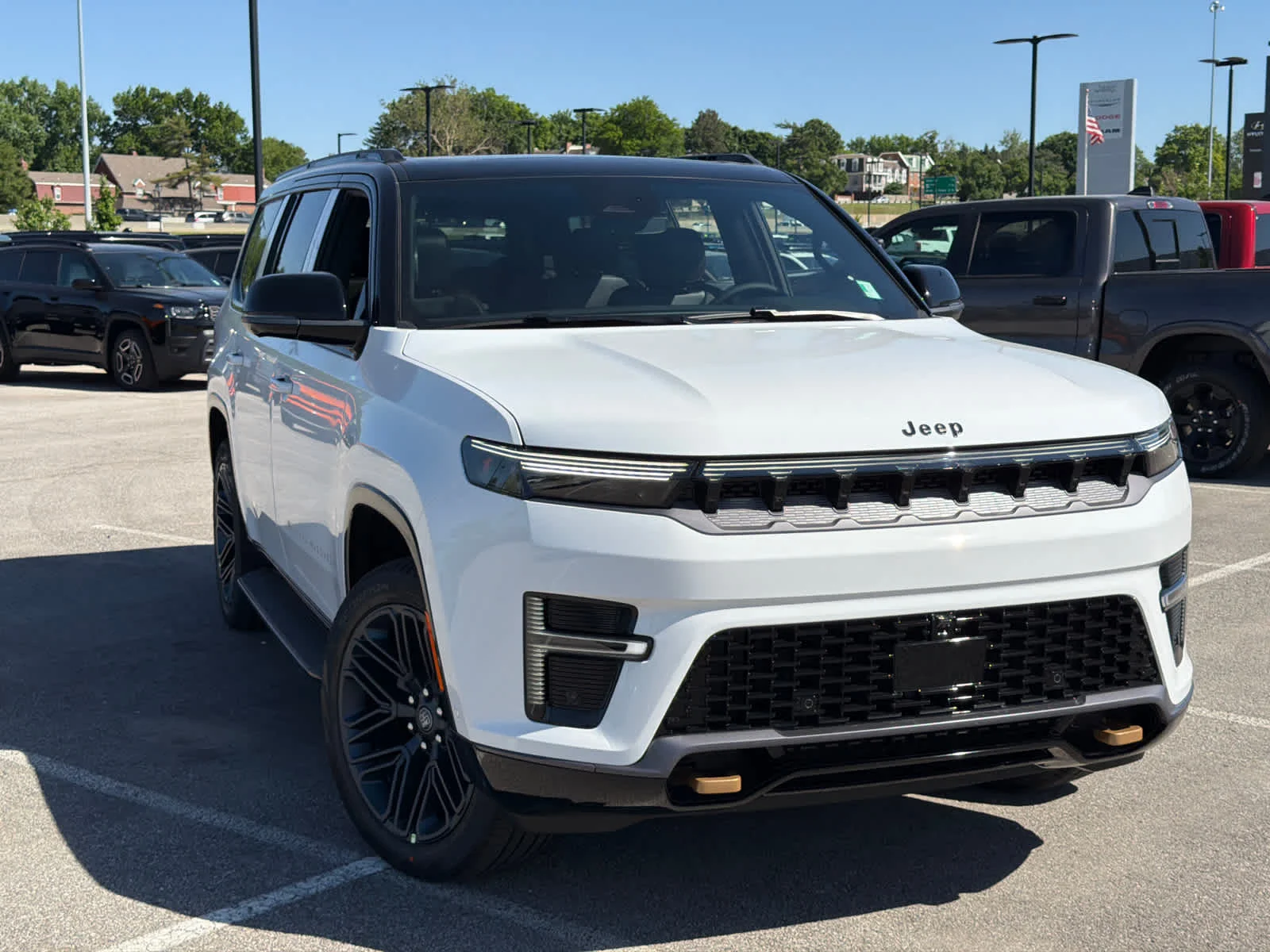 New 2026 Bright White Clear-Coat Exterior Paint Jeep 85th Anniversary image 2