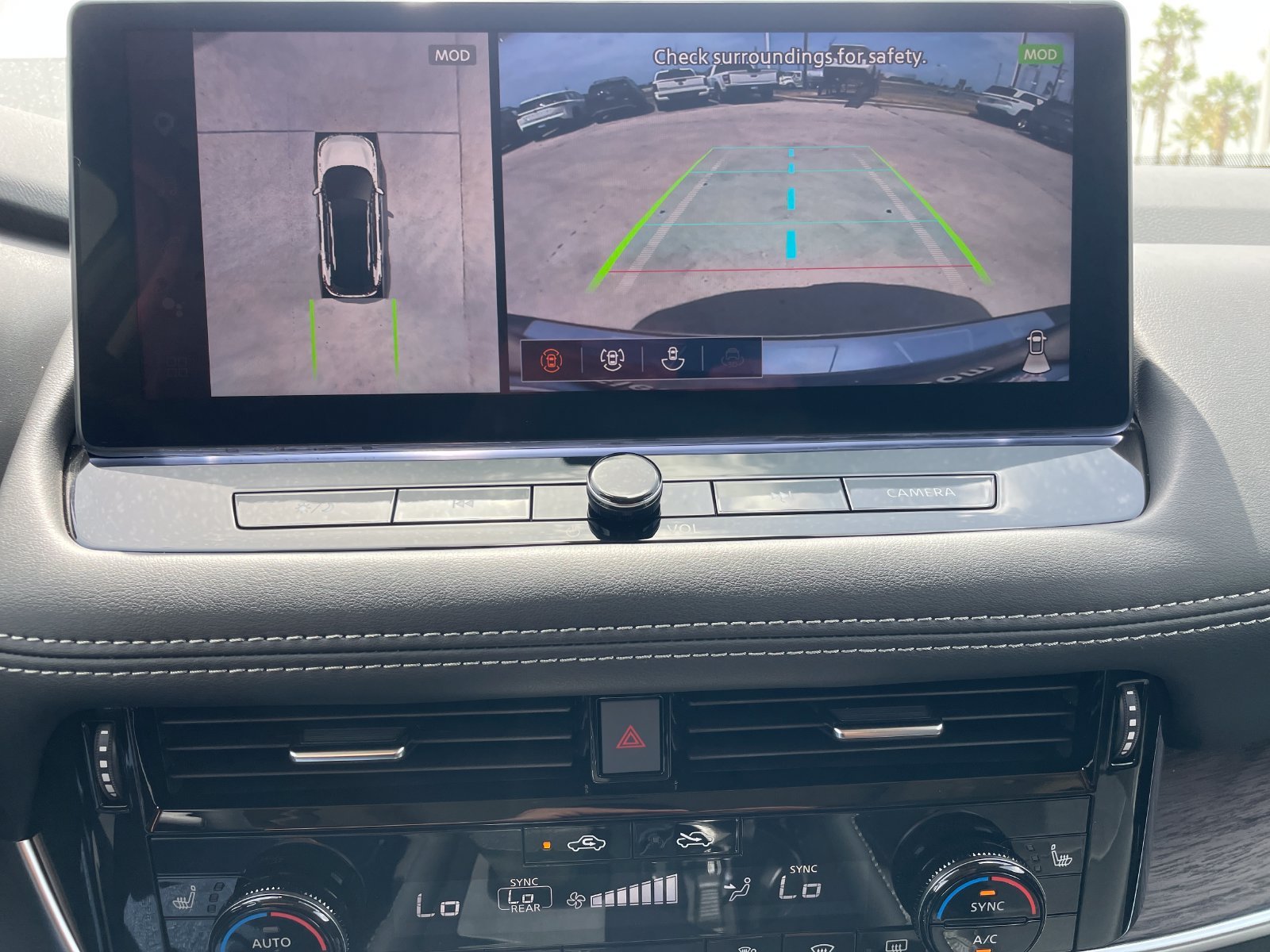 Used 2026 Gray Nissan Platinum image 17