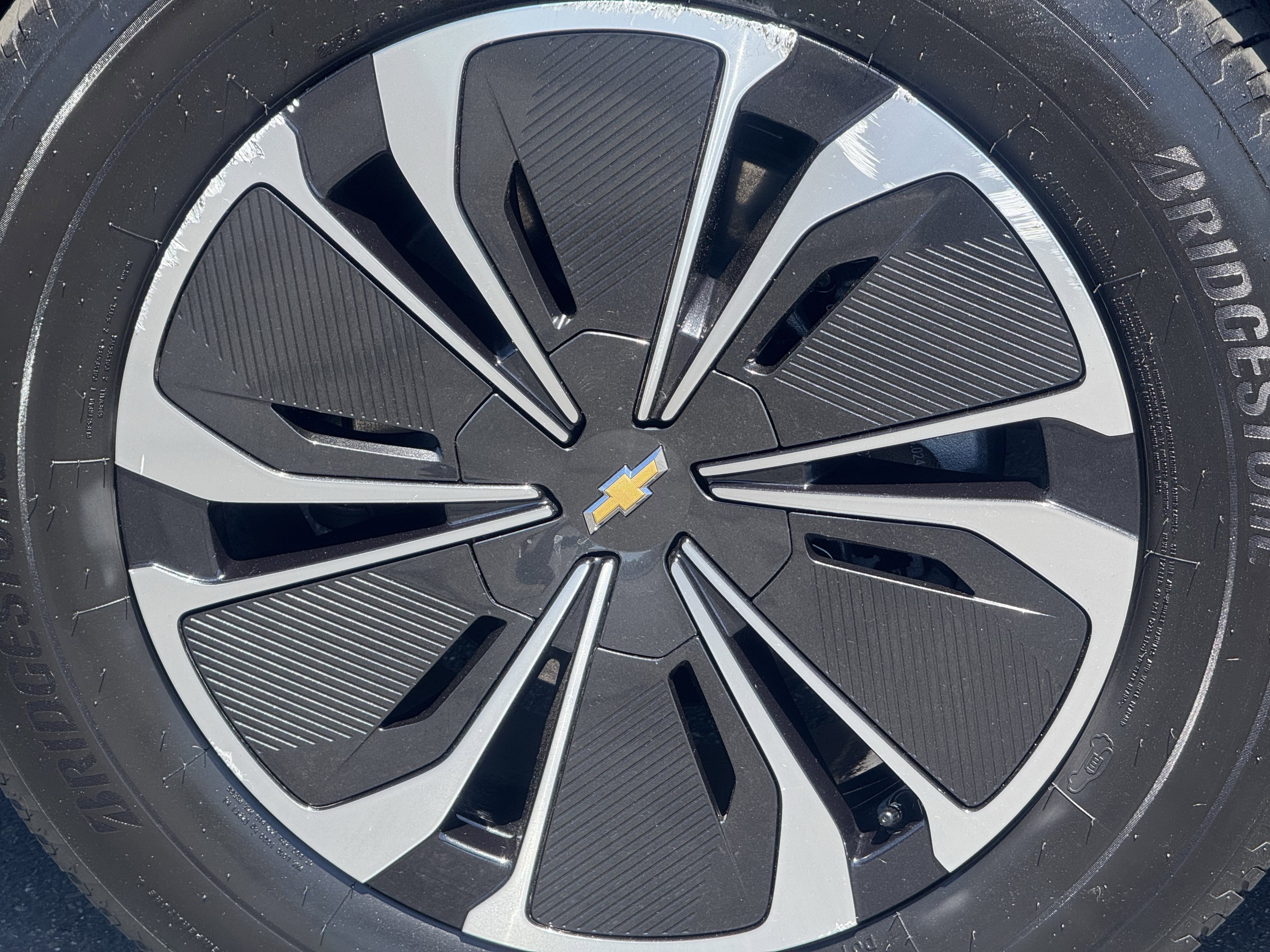 2024 Chevrolet Blazer EV LT - Photo 8