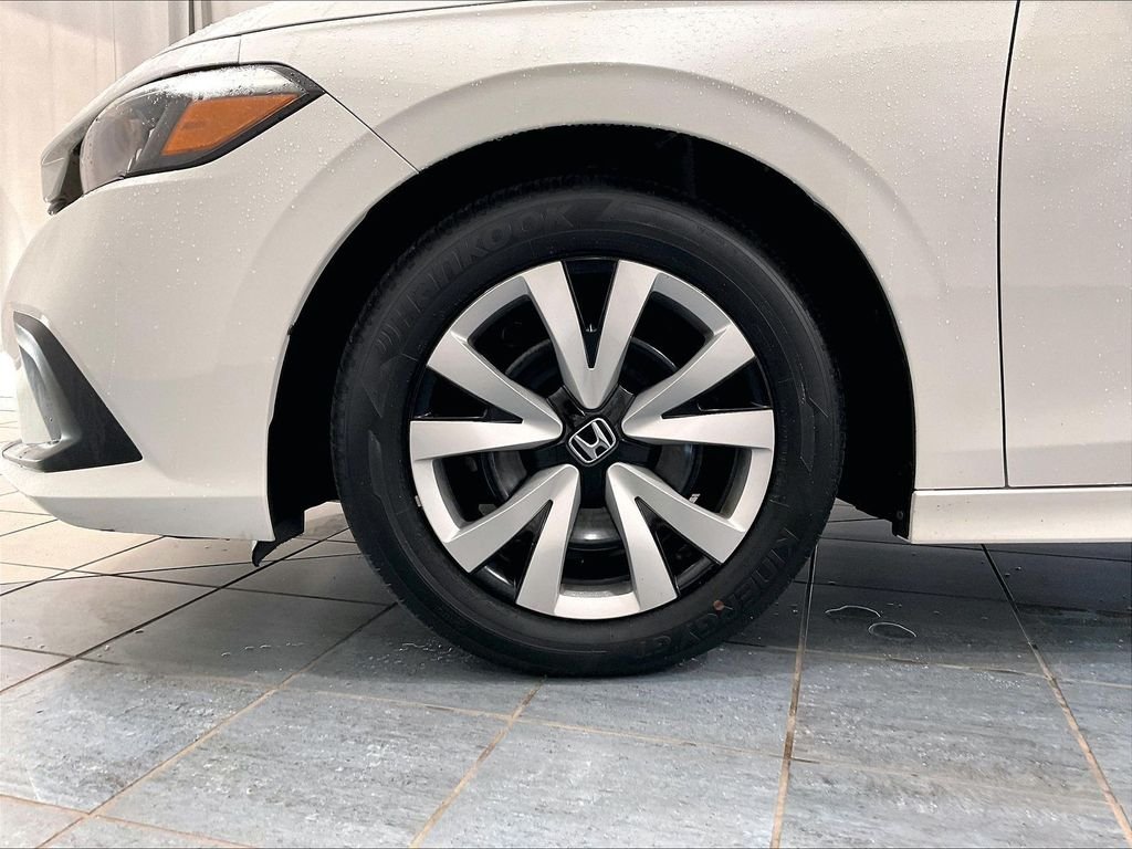 Used 2024 White Honda LX image 7