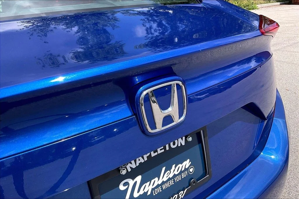 Used 2016 Blue Honda EX image 7