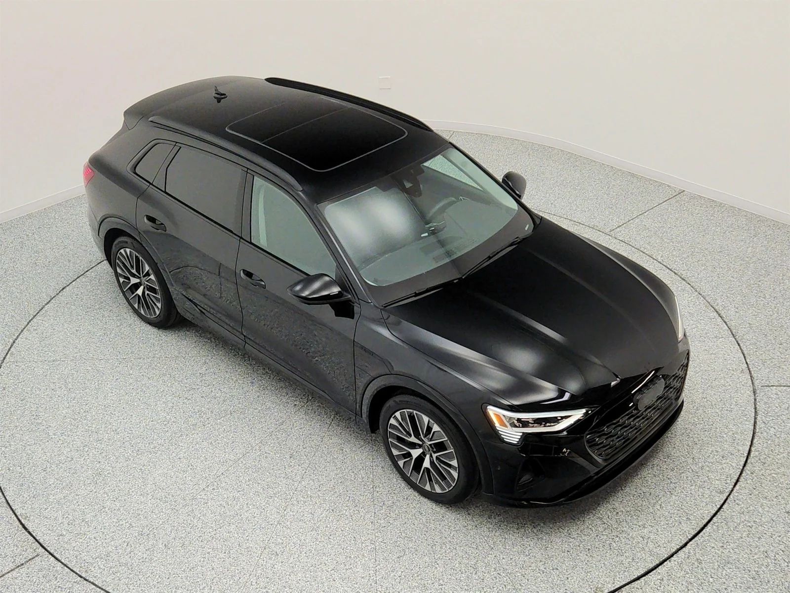 Used 2024 Mythos Black Metallic Audi Premium Plus quattro image 24