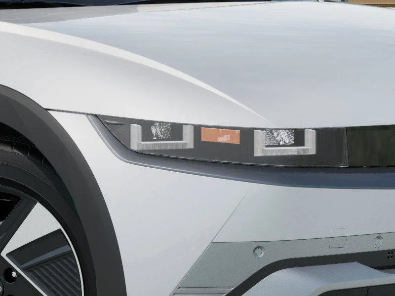 New 2027 White Hyundai SEL image 10