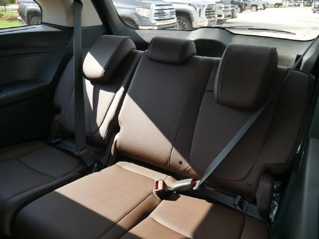 New 2027 Platinum White Pearl Honda Touring image 23