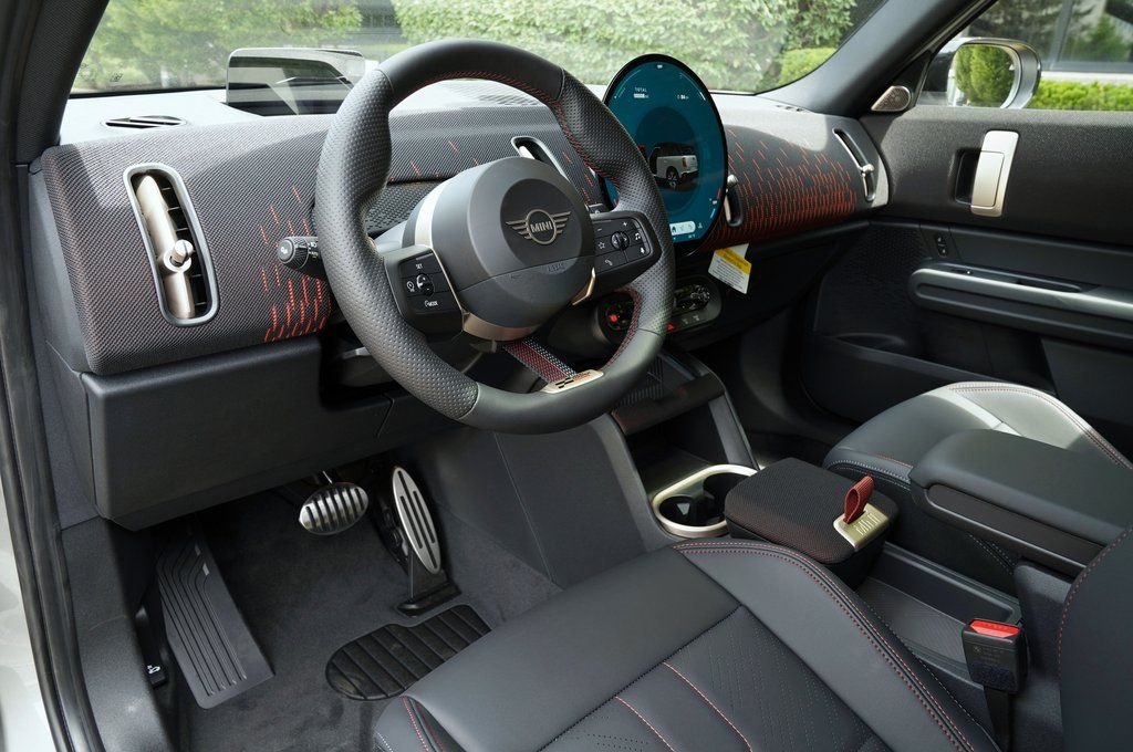 2025 MINI Countryman John Cooper Works - Photo 13
