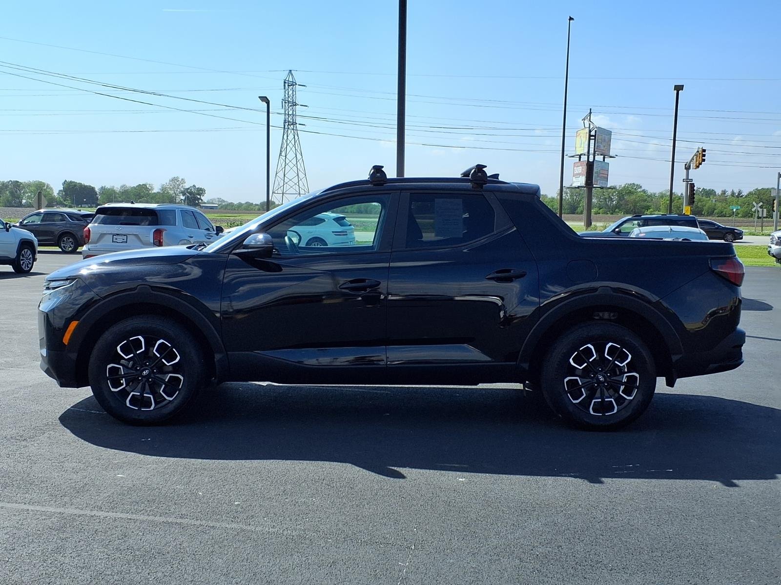 Used 2024 Phantom Black Pearl Hyundai SEL image 17