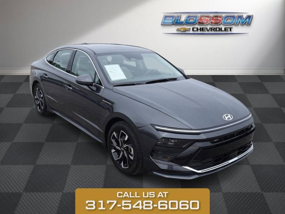 2025 Hyundai Sonata SEL's photo