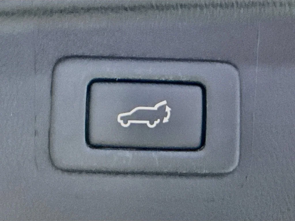 Used 2017 Green Subaru 2.5i image 33