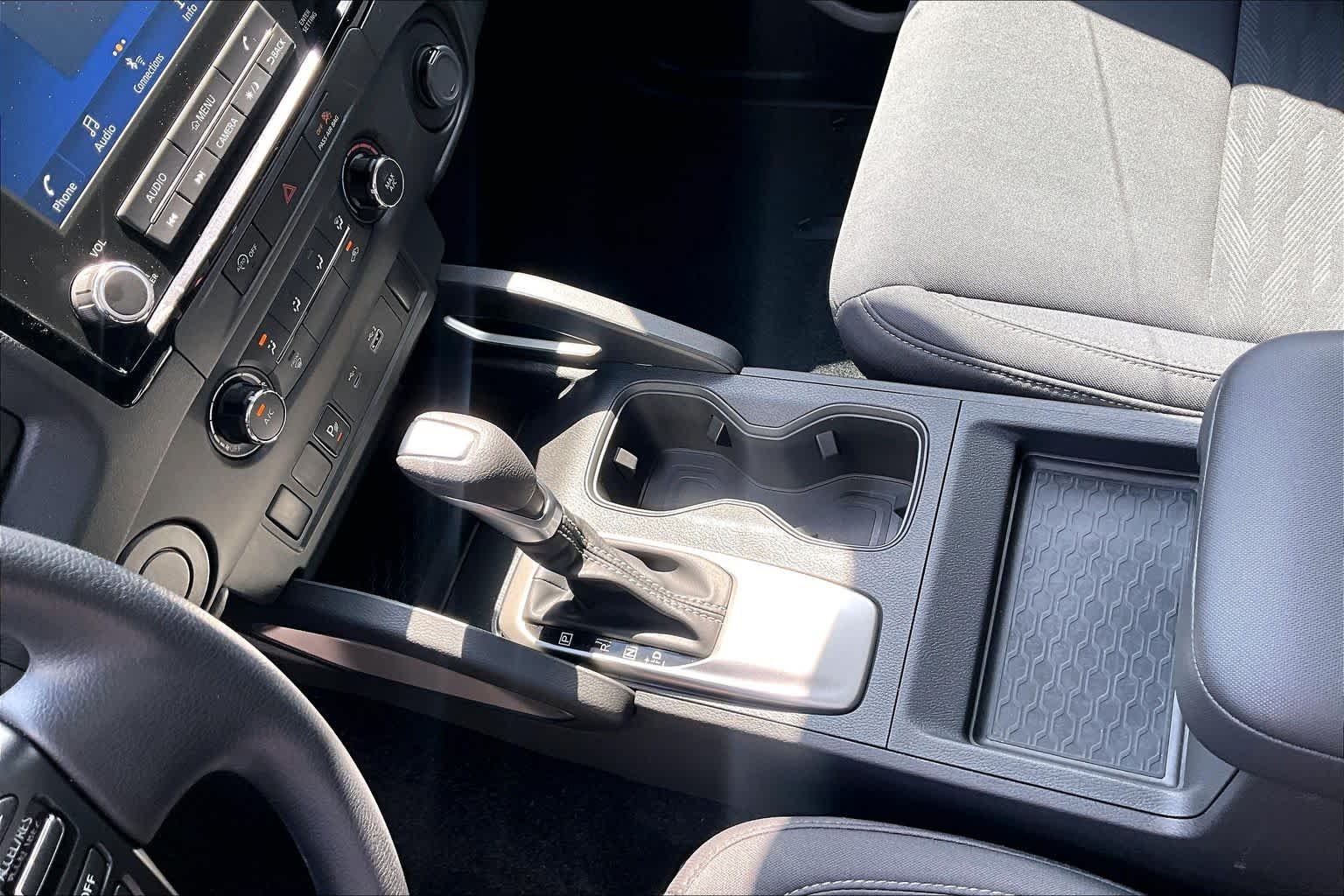 Used 2024 Glacier White Nissan SV image 15