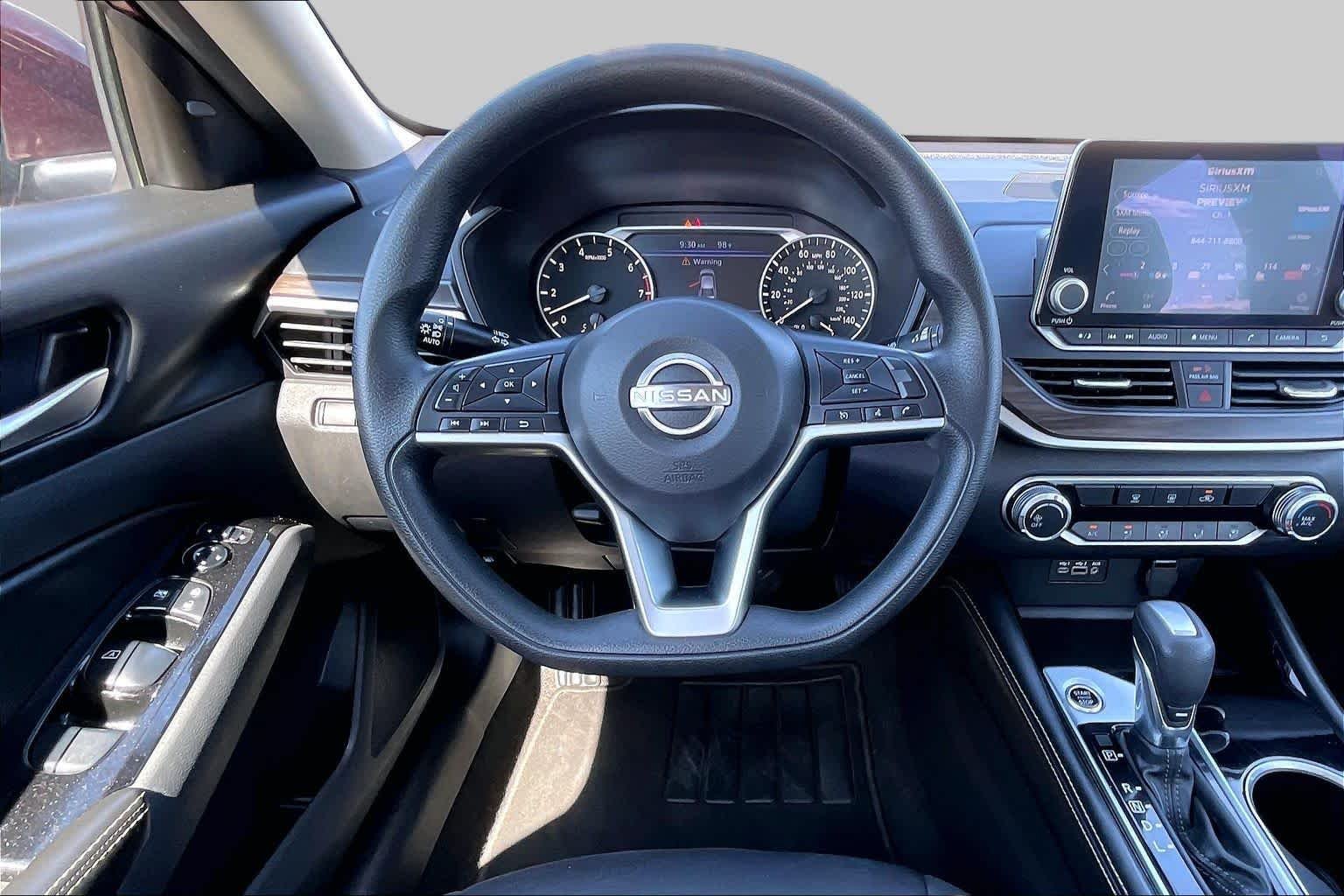 Used 2023 Garnet Pearl Metallic Nissan 2.5 SV image 6