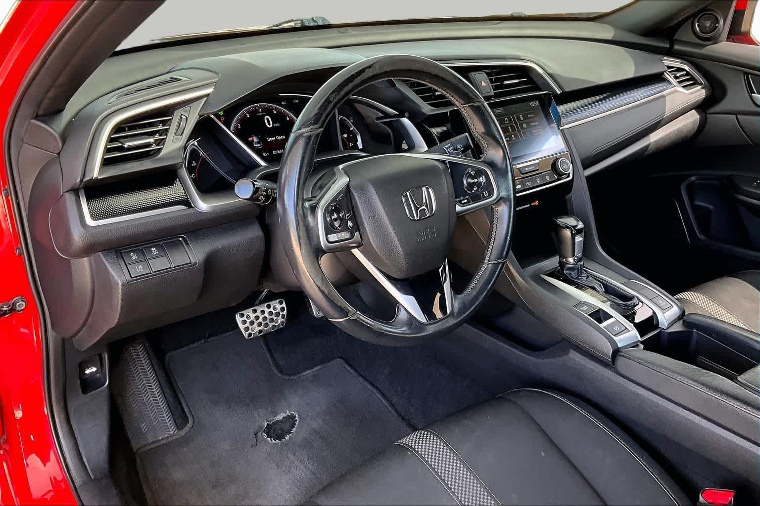 Used 2019 Rallye Red Honda Sport image 18