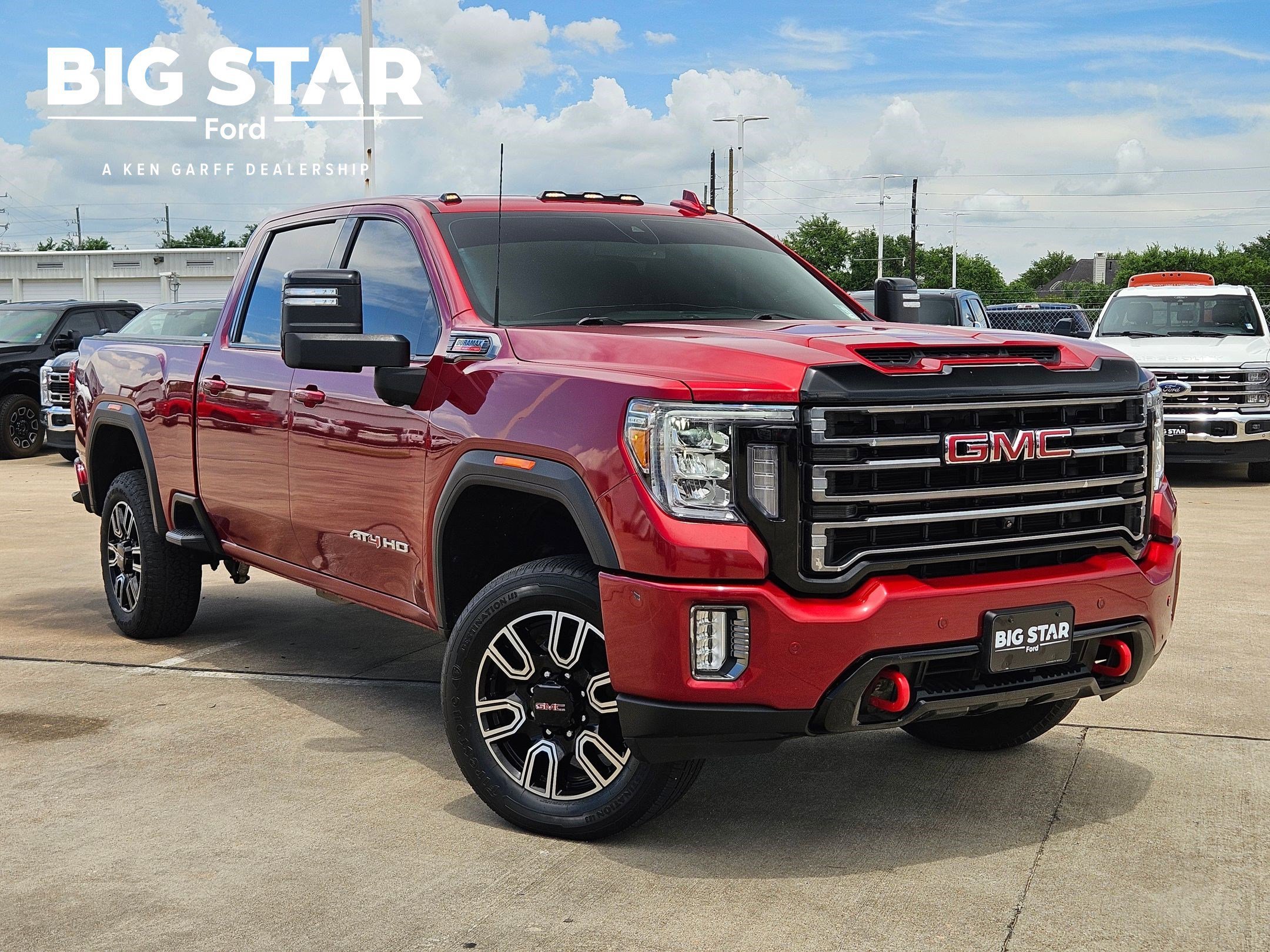2022 GMC Sierra AT4 4WD Crew Cab Standard Box's photo