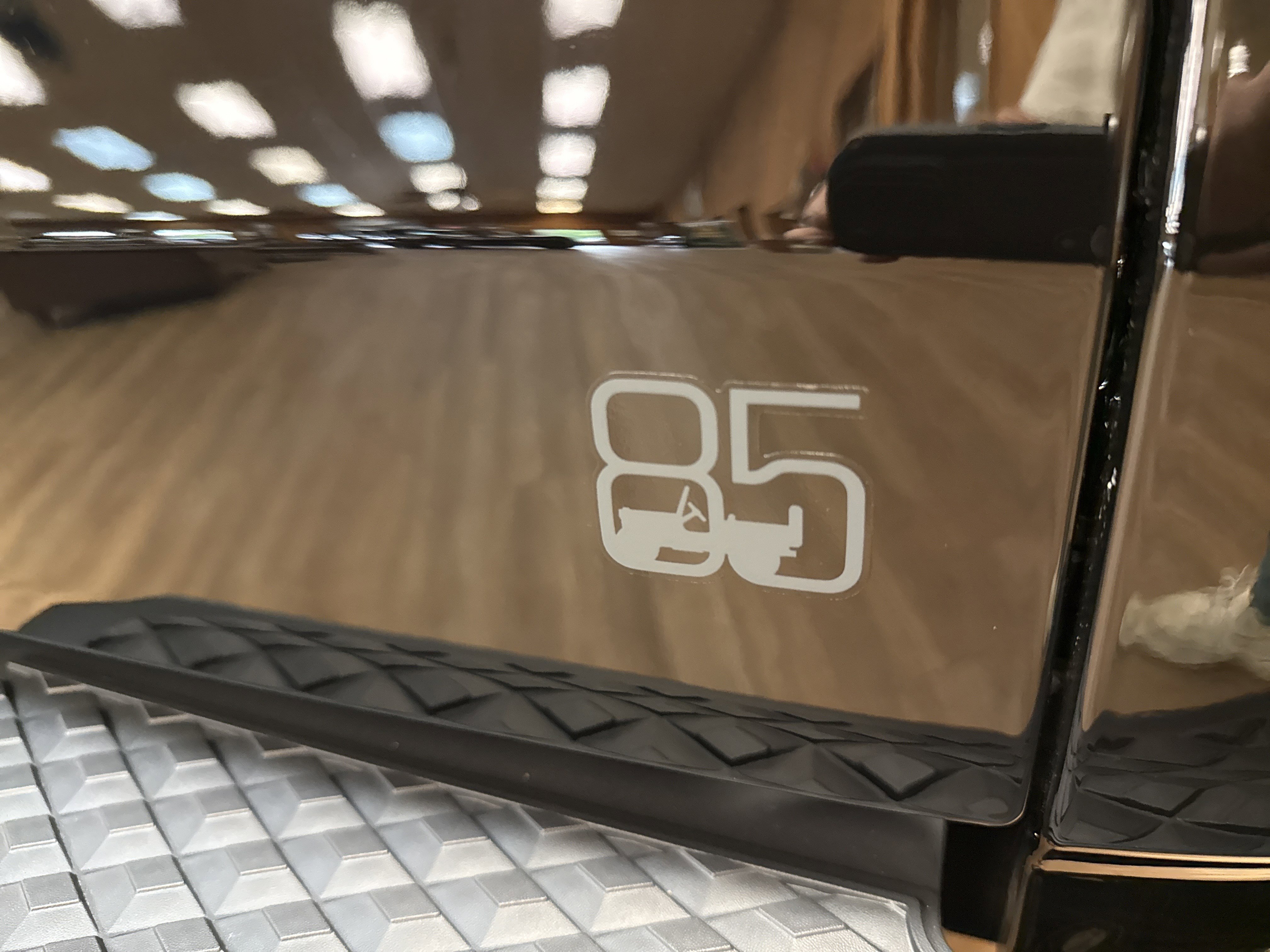 New 2026 Black Clear-Coat Exterior Paint Jeep 85th Anniversary Edition image 19