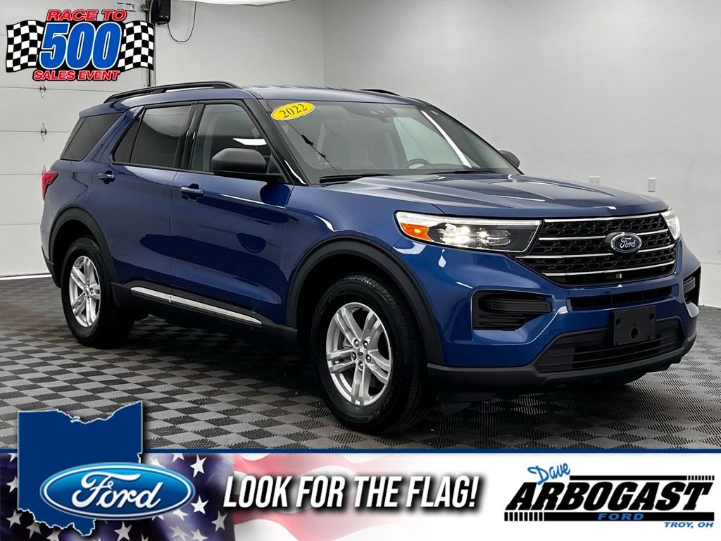 Used 2022 Blue Metallic Ford XLT image 1