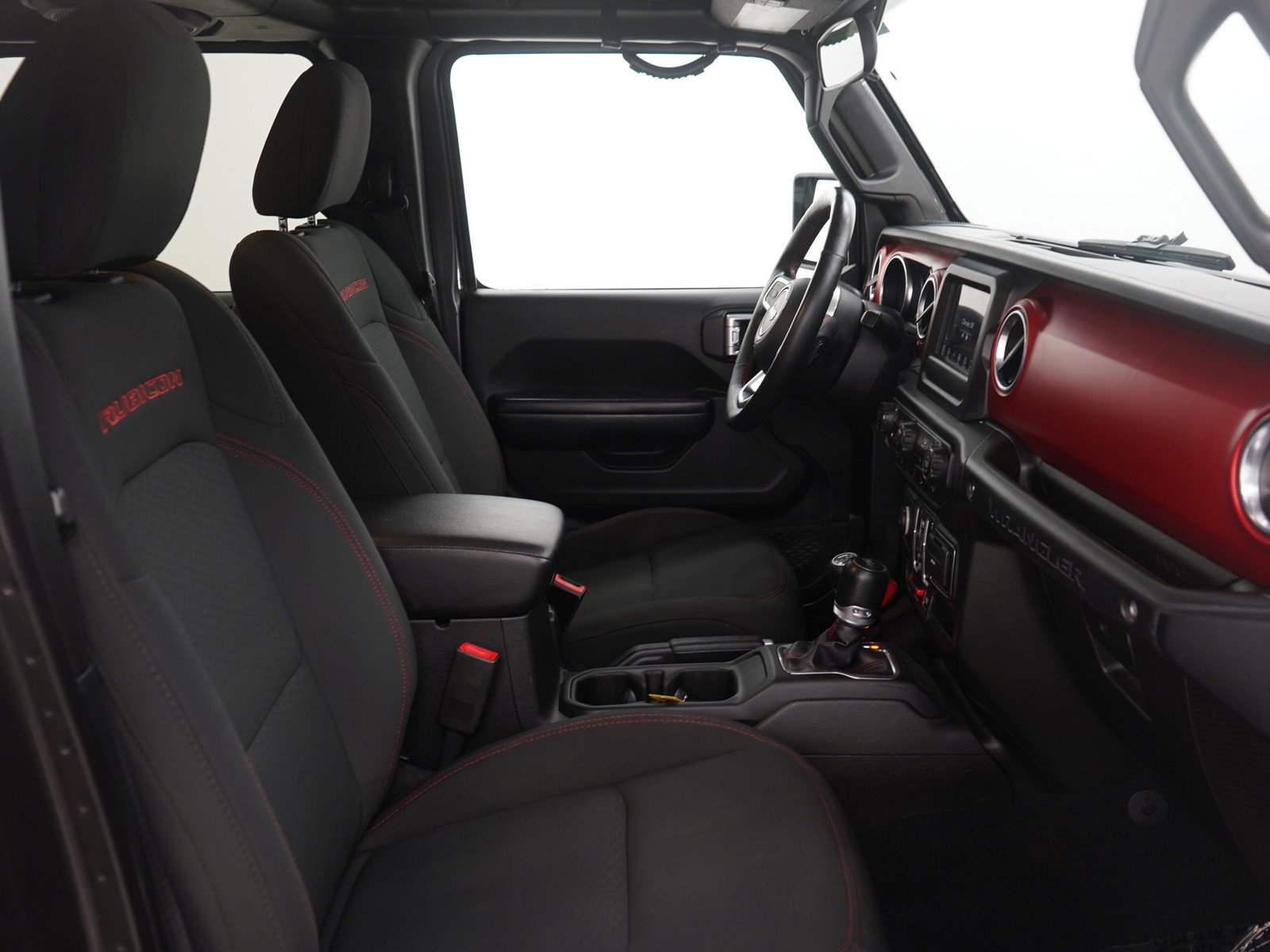 Used 2019 Granite Crystal Metallic Clearcoat Jeep Unlimited Rubicon image 11