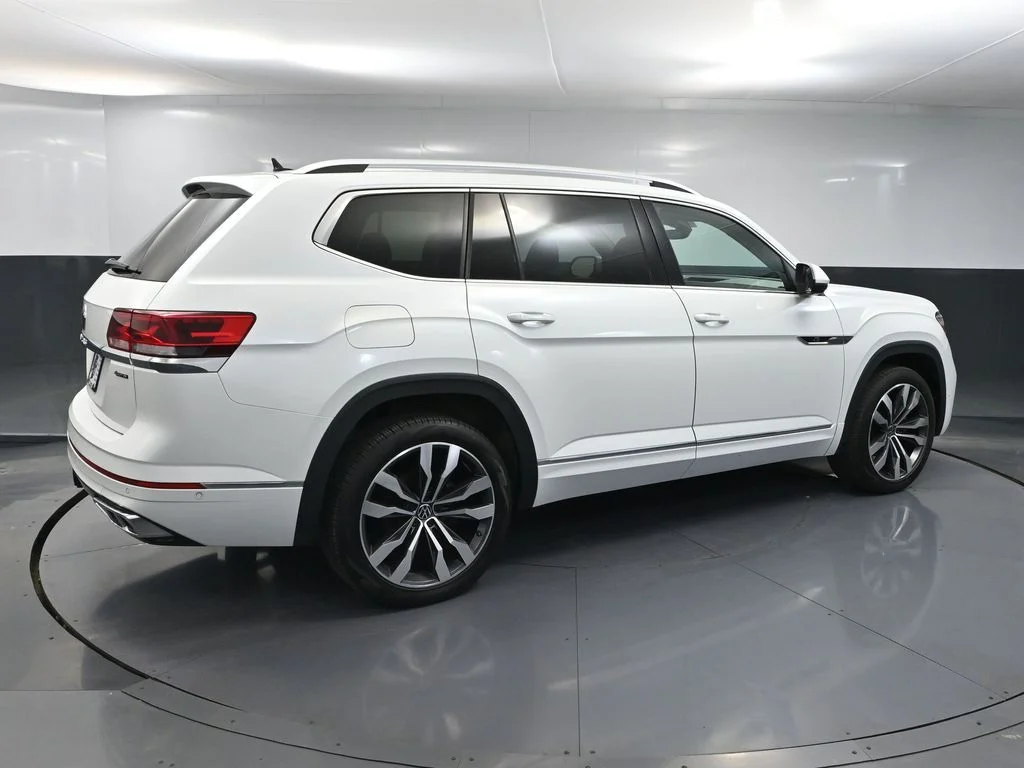 Certified Used 2023 White Volkswagen 3.6L V6 SEL Premium R-Line image 4
