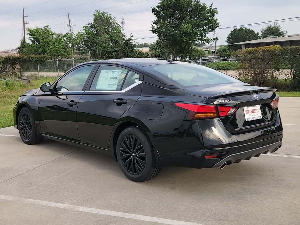 New 2026 Black Nissan 2.5 SV image 5