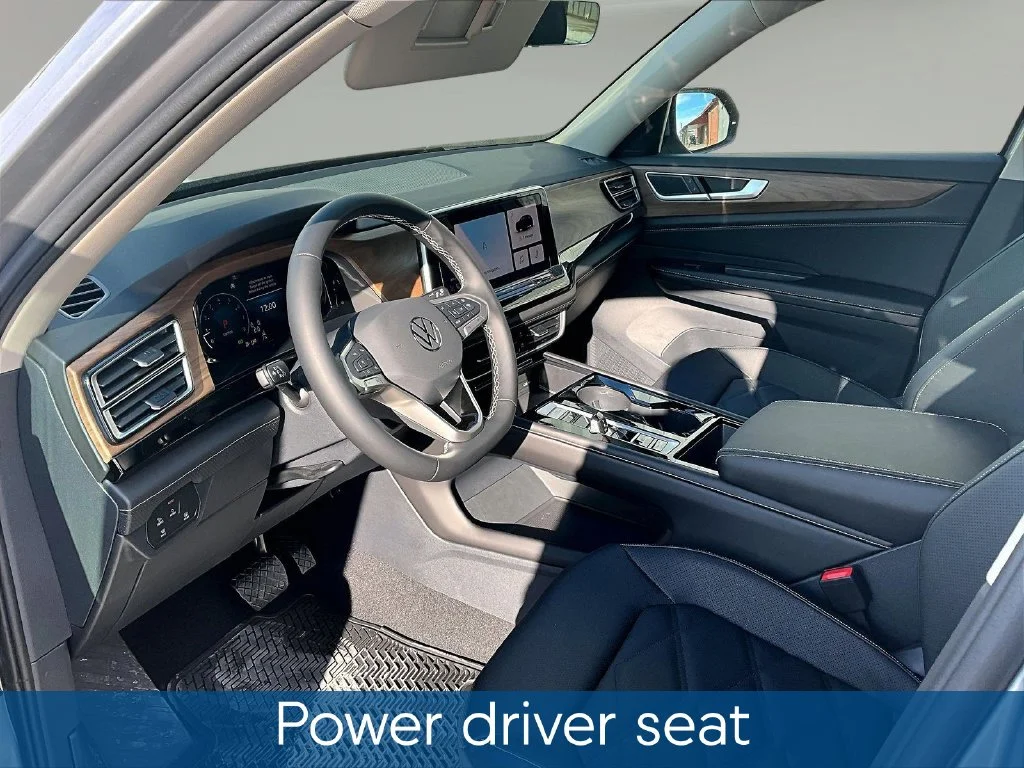 2026 Volkswagen Atlas SE w/Tech - Photo 10