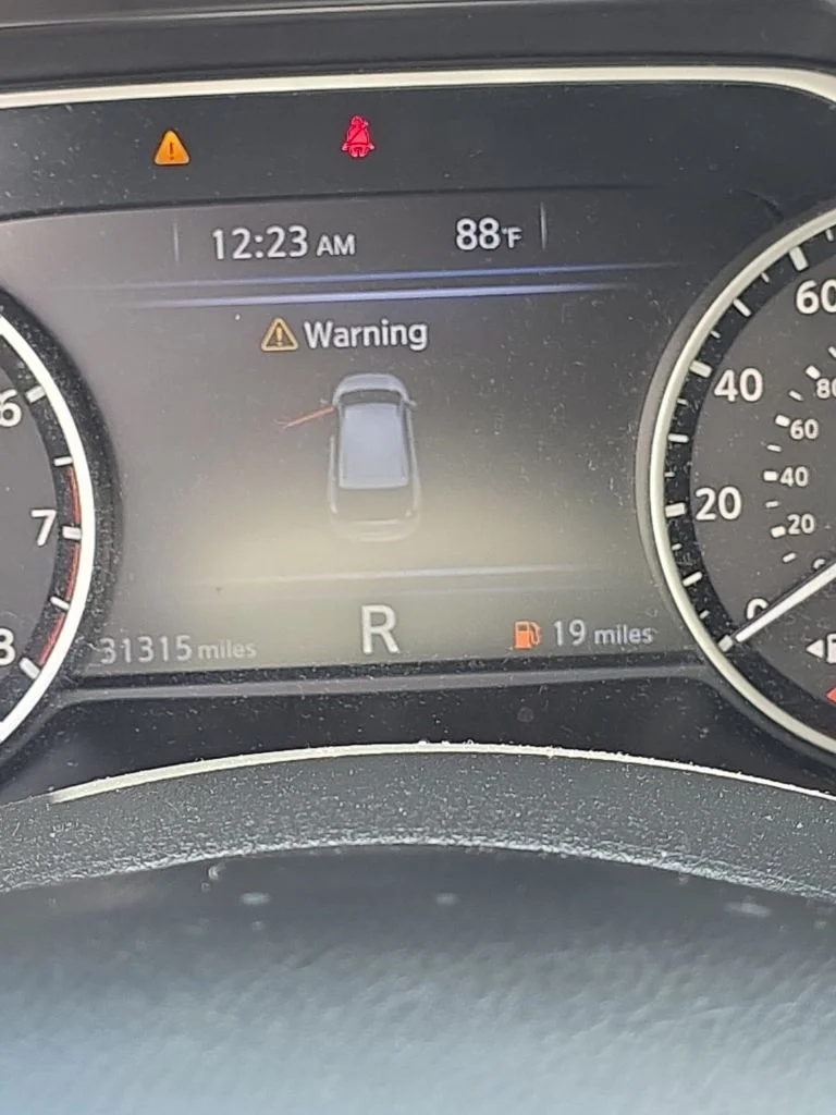 Used 2019 Silver Nissan S image 14