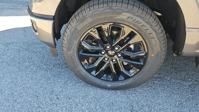 New 2026 Carbonized Gray Metallic Ford XLT 4WD image 28