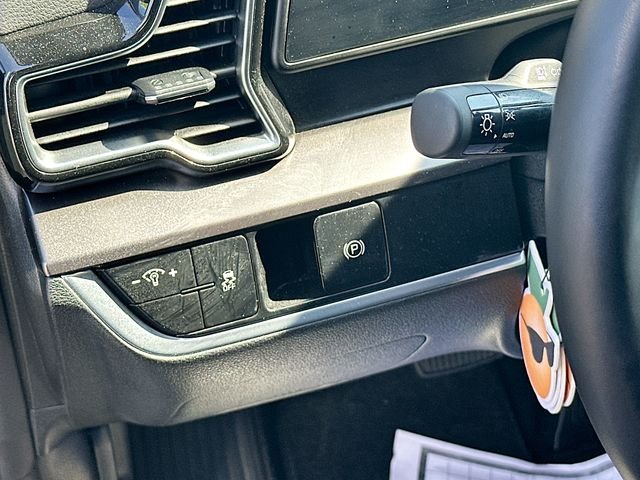 Certified Used 2024 Gray Kia EX image 10