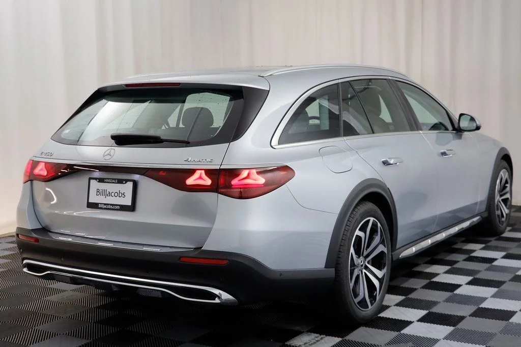 2025 Mercedes-Benz E-Class E450 All-Terrain - Photo 16