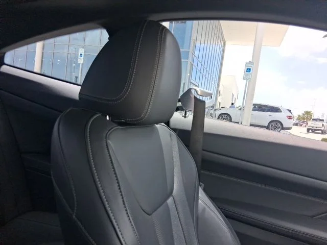 2025 BMW 4 Series 430i - Photo 18