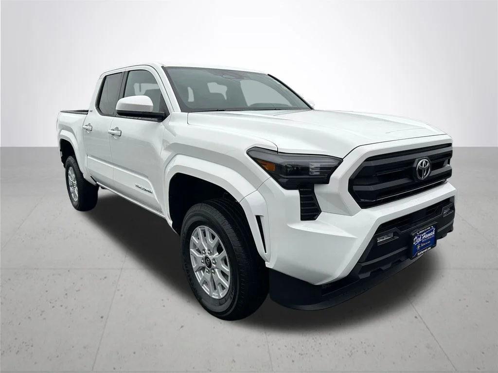 New 2026 Ice Cap Toyota SR5 image 5