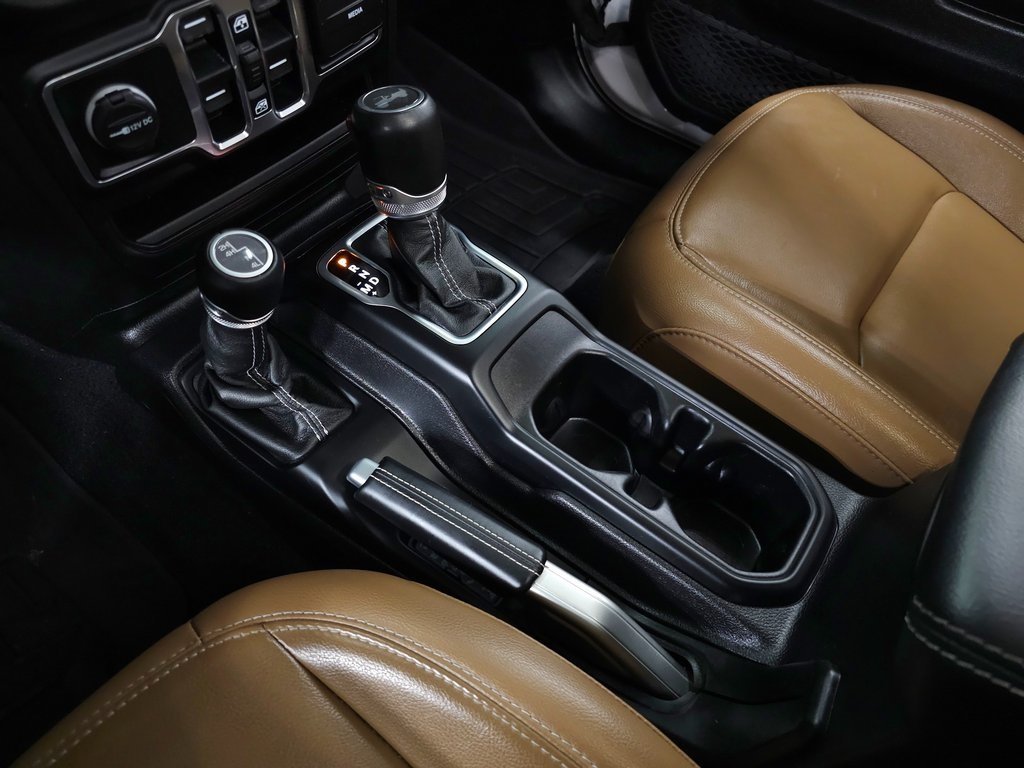 2020 JEEP WRANGLER - Image 26