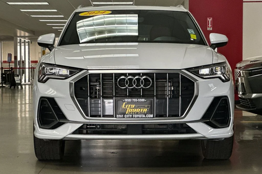 Used 2024 White Audi Premium Plus image 9
