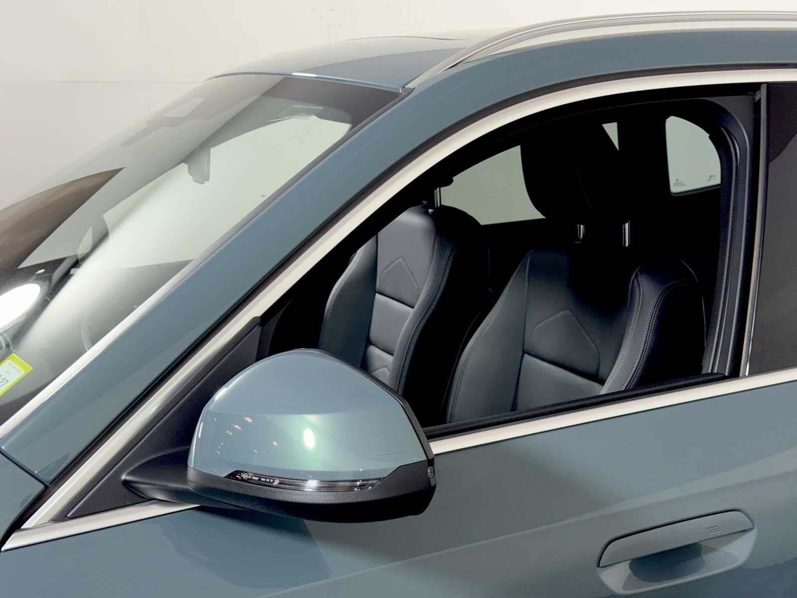 2026 BMW X1 28i - Photo 28