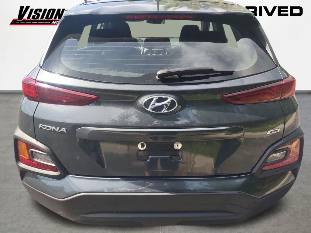 Used 2019 Gray Hyundai SE image 4